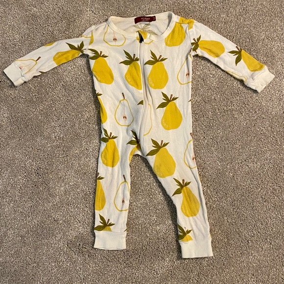 Milkbarn Pajamas - Pear 6-9 months - Picture 2 of 4